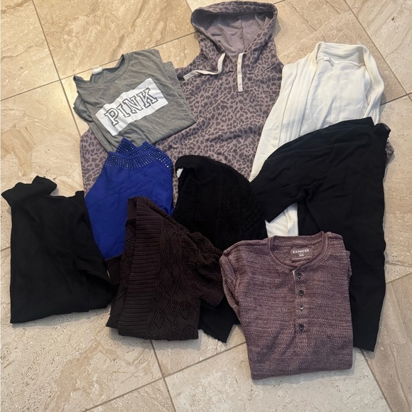 Reseller bundle women's size m- xl 10 pieces pink express and more - Picture 1 of 1